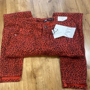 New Zara mid rise skinny, 24